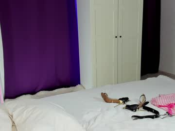 female cam girl alice_n_wooderland image #2154403