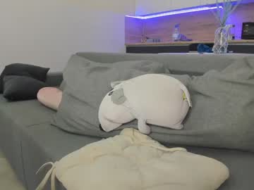 female cam girl girl_of_yourdreams image #1200108