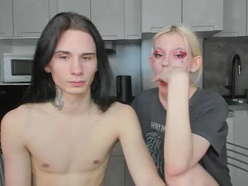 female cam couple kellytimmy69 image #3721617