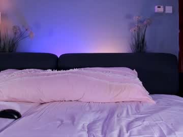 female cam girl littlee33 image #3731404