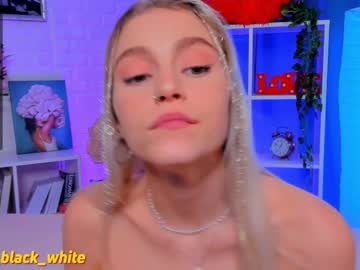 female cam couple huntertiana image #181149