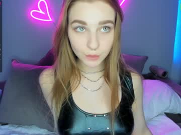 female cam girl zoe_0 image #277224