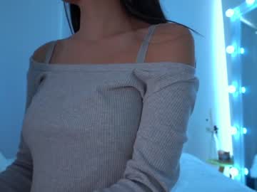 female cam girl houseofkei image #1284655