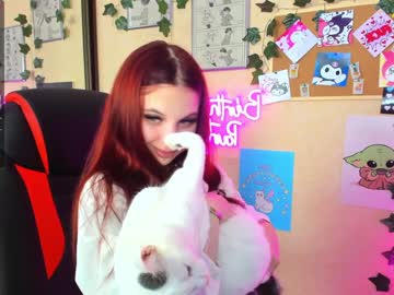 female cam girl maaarynip image #2007092