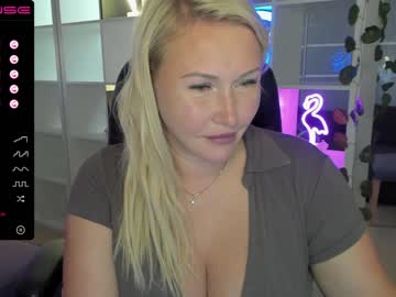 female cam girl claire_sunshinie image #2185522
