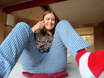 female cam girl eatmypie69 image #3091447