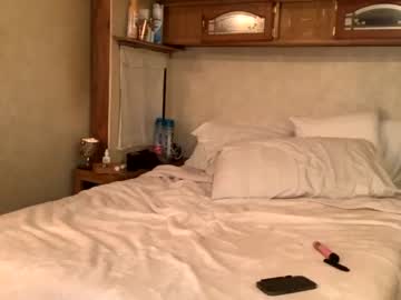 female cam couple da_speir image #1064595