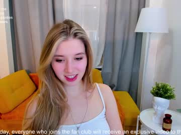 female cam girl milablush image #3228943
