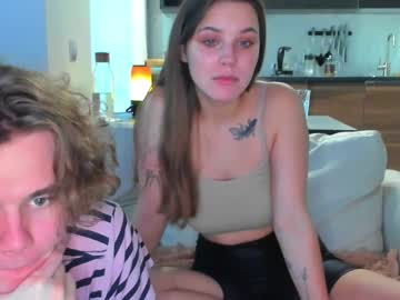 female cam couple di_n_alex image #189968