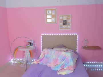 female cam girl little_effy18 image #2592975