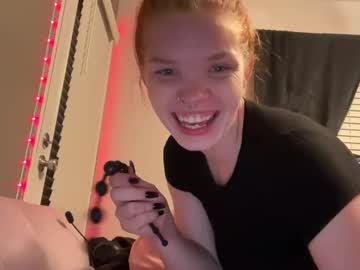 girlwiththemask999  female  webcam