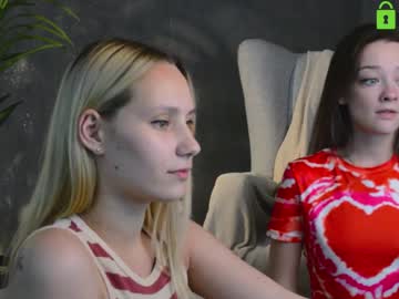 female cam girl boooooom_ image #2227334