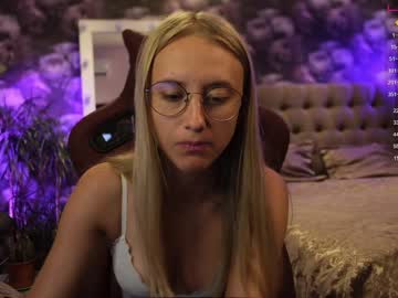 female cam girl angeellina image #3360408
