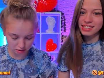 female cam couple huntertiana image #201060