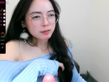 female cam girl jinnloveu image #3400517