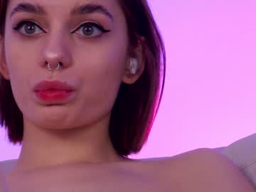 female cam girl shycinderella image #618533