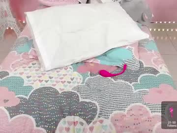 female cam girl little_effy18 image #1795798