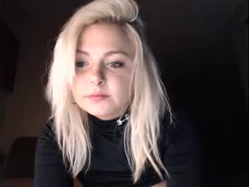 female cam girl kipsy420 image #1939583