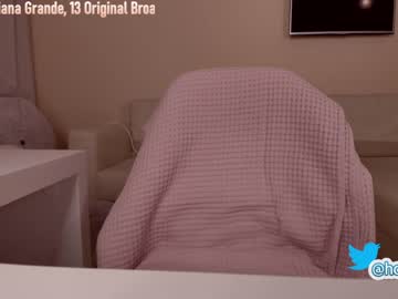 female cam girl hollyextra image #1048825