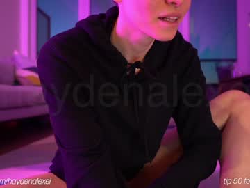 female cam man haydenalexei image #472882