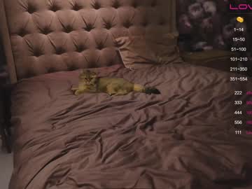 female cam girl angeellina image #978220