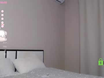 female cam girl small_blondee image #3660192