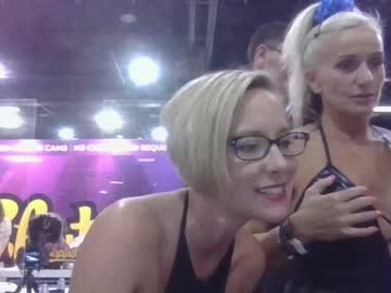 female cam girl champagnefun image #1659556