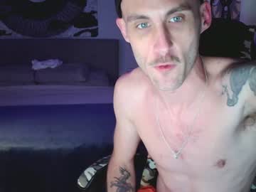 female cam man bi_mechanic image #3445551