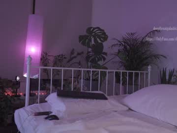 female cam girl _deepthroatgalactica image #659530