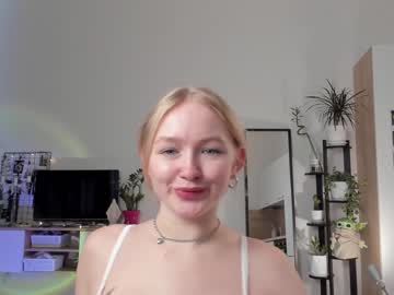 female cam couple charming_daisy image #2466141
