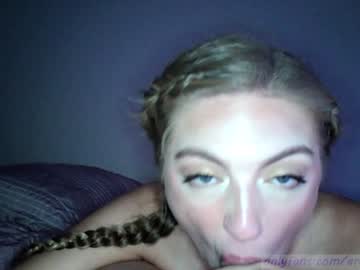 female cam couple reducouple image #2278352