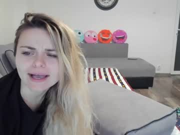 female cam girl sweetlexxxy19 image #878702