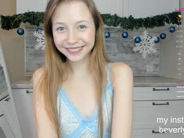 female cam couple beverlyvega image #3331804