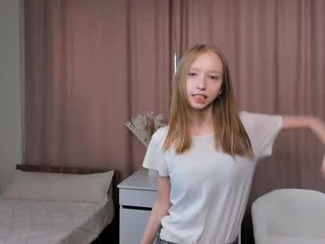 female cam girl lynetcheckley image #4077140