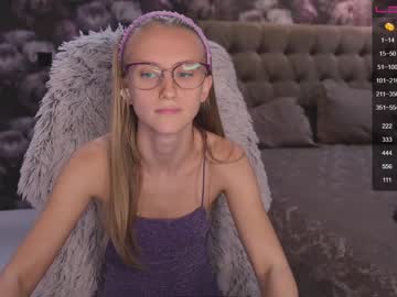 female cam girl angeellina image #456259