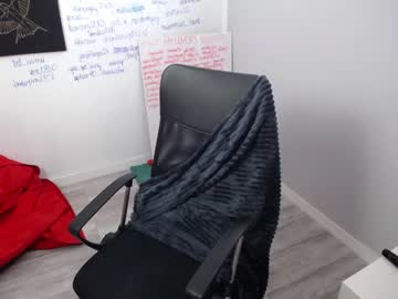 female cam girl yourcrazyneightbor image #2910807