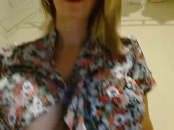 female cam girl naomi_reah image #3965777