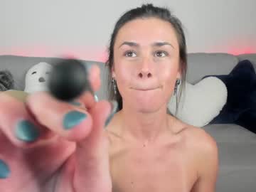 female cam girl casspertheghxst image #927844