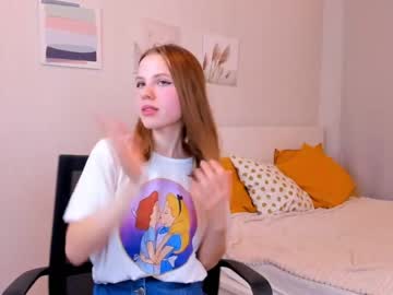 female cam girl asemiluna image #238170