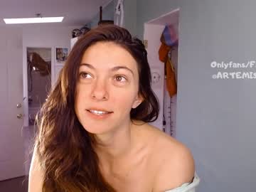 female cam girl artemisfit image #1608830