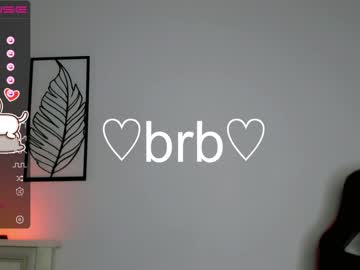 female cam girl small_blondee image #3709071