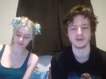female cam couple leojamie image #1430051