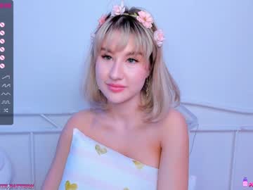 female cam girl eugenetomas image #2578621