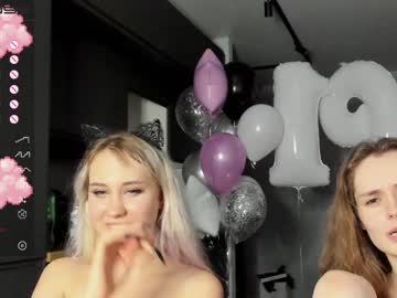 female cam girl mxxnsxsul image #2555430