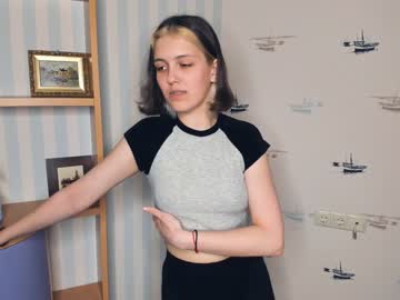 female cam girl sun_like_hugs image #3929206