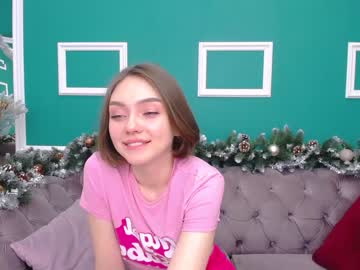 female cam girl adelewilson__ image #628558