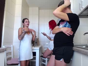 female cam couple nolimitscoupl3 image #2380634