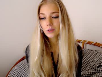 female cam girl pervyblonde image #1755418
