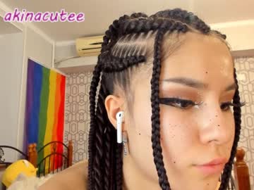 female cam girl akino_17 image #938131