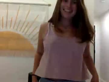 female cam girl carolinakiss14 image #2492293